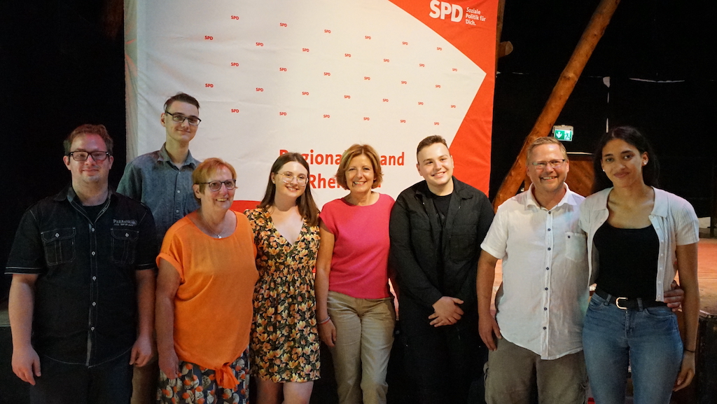 Persönliches Wiedersehen auf dem SPD-Rheinlandtreffen